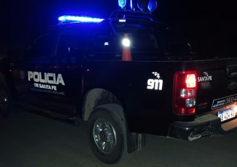 Mujer fue chocada por un automovilista que se dió a la fuga