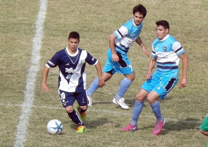 Mercado movidito: Henry Toranzo al 9 de Freyre