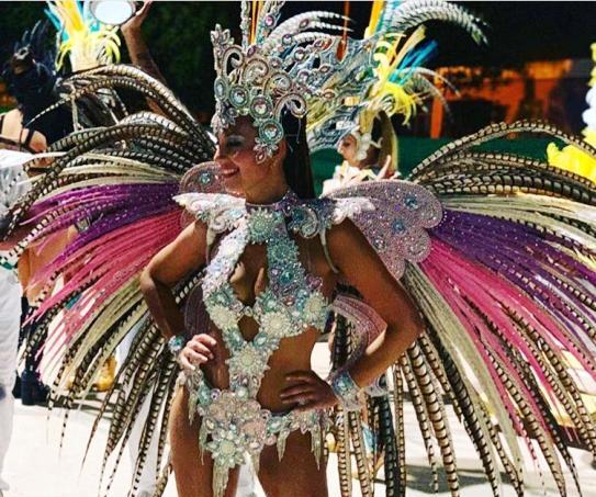 Brinkmann: una multitud acompañó los Pre-carnavales