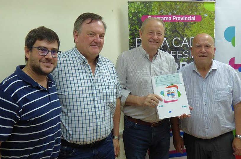 Cuatro localidades recibieron aportes para repoblar el arbolado público 