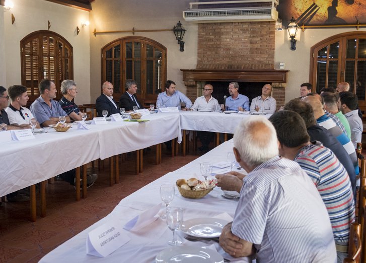 Avalle escuchó demandas de los empresarios de Morteros