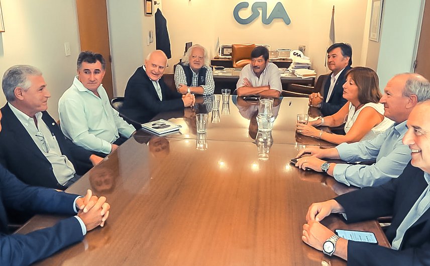 Lifschitz se reunió con la Mesa de Enlace