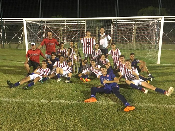 Unión de Santa Fe el campeón del Argentinito