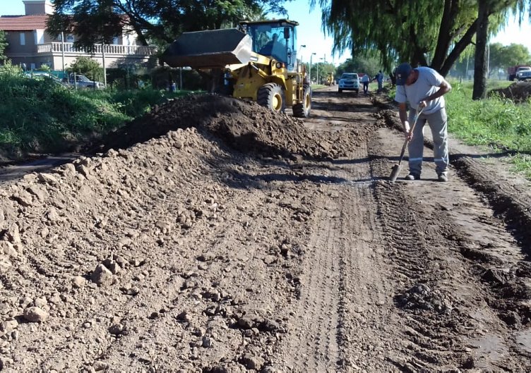 Suardi: Avanzan con trabajos en calles colectoras