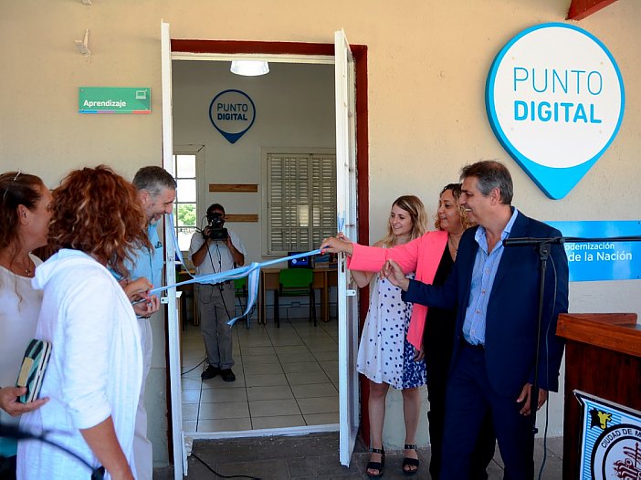 Se inauguró en Morteros un Punto Digital