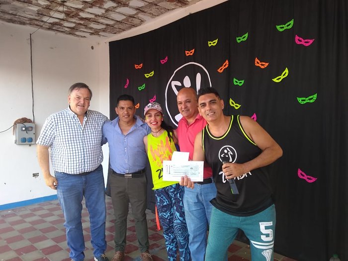 Michlig entregó aportes al club Argentino de Moisés Ville