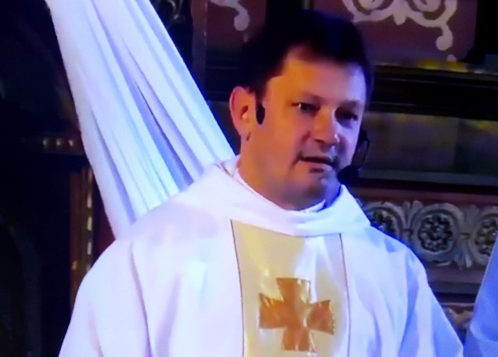 El Padre Claudio Badino ofició su primera misa en Suardi 