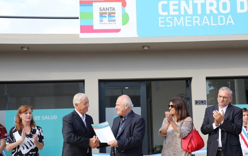 Lifschitz inauguró el nuevo Caps de la localidad de Esmeralda