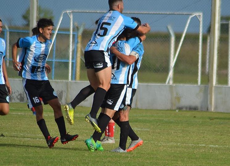La Liga: 9 de Freyre y Sp. Belgrano siguen firmes en la punta