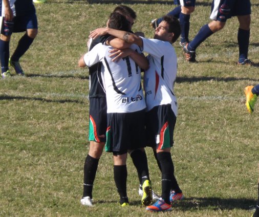 Federal B: Tiro ganó y cumplió en el debut