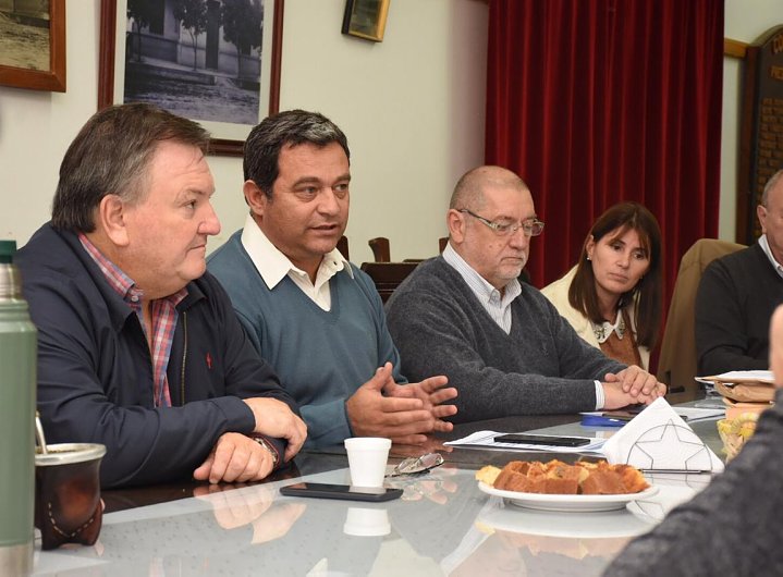 Se recibieron ofertas para equipar al Hospital de Arrufó