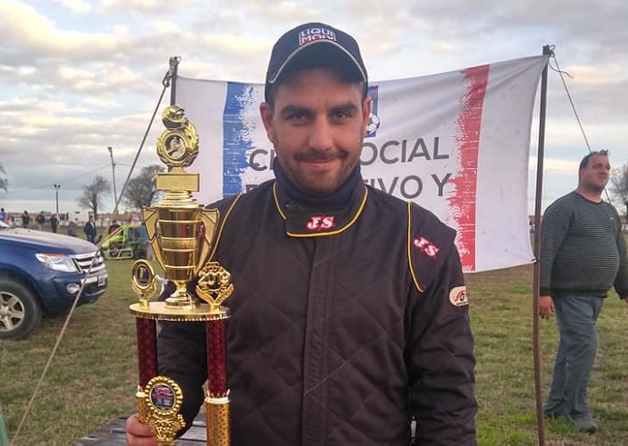 Peretto se impuso en el Midgets del Este