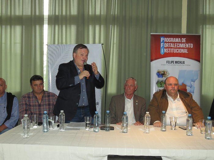 Michlig acercó fondos a instituciones de Suardi y Comunas de la región