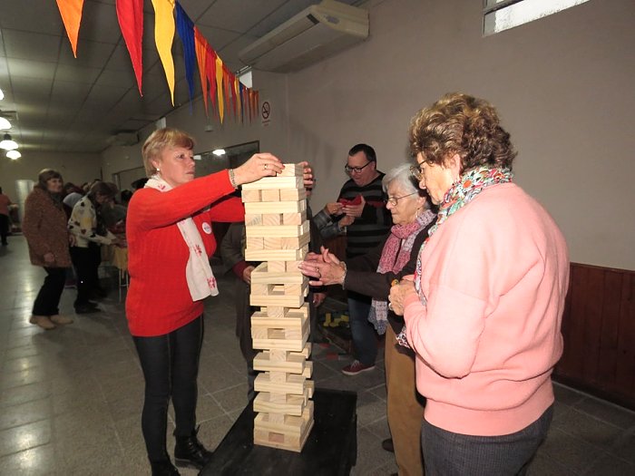 Los adultos mayores disfrutaron de la 