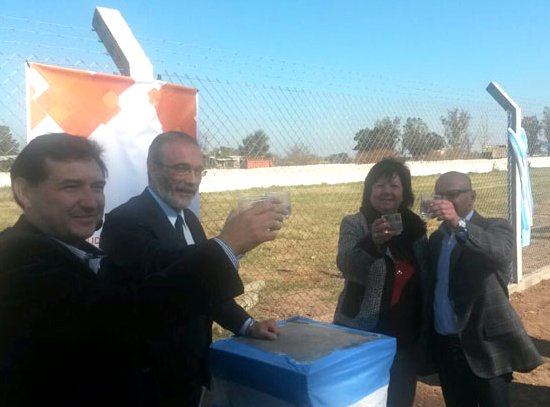 El Ministro Fabián López inauguró cisternas en Morteros y La Paquita