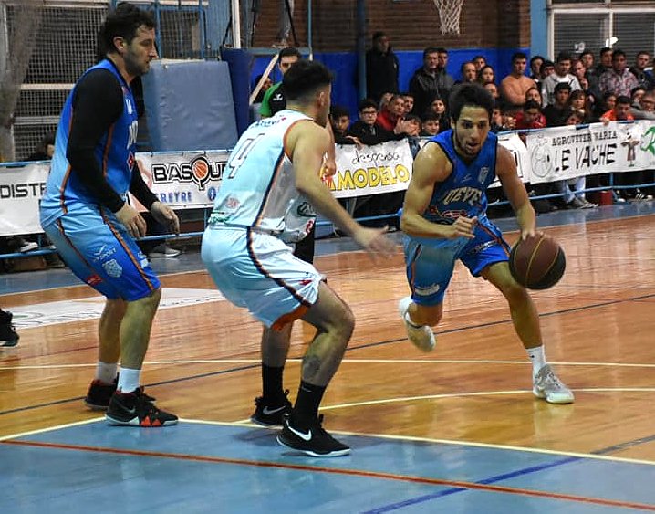 Interasociativo: 9 de Morteros se llevó el 1° juego de la final
