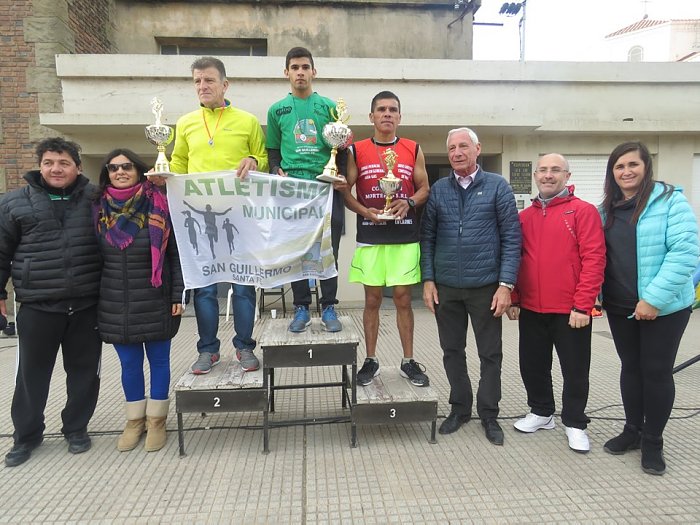 Burkett y Negri fueron los ganadores de la Maratón de Suardi