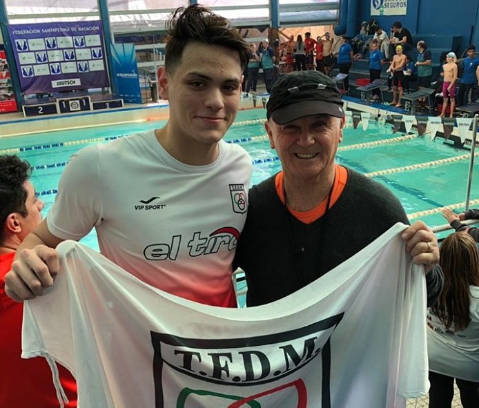 Dante Nicola Rhó en lo más alto de la natación nacional