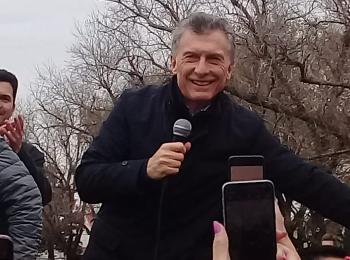 Macri visitó Humberto Primo y recorrió obras del Vila-Cululú