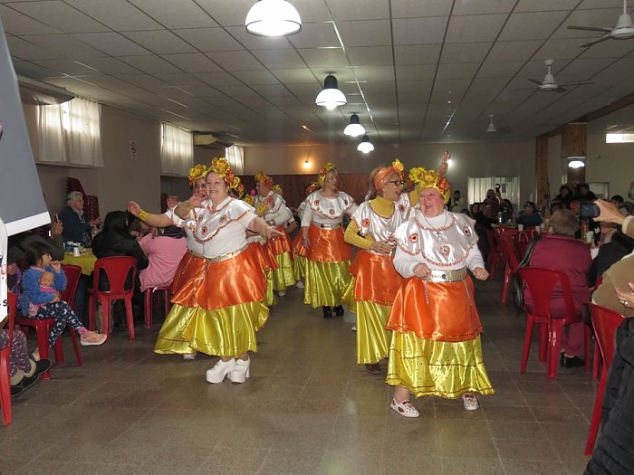 Suardi: Los adultos mayores disfrutaron del Carnaval de Invierno