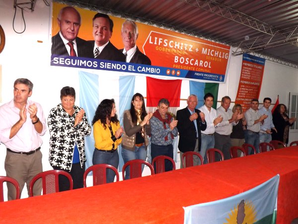 El Frente Progresista de Suardi presentó la lista que acompañará a Boscarol