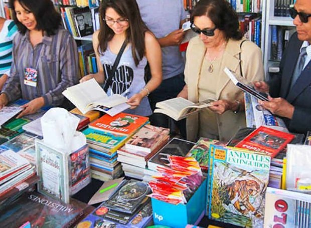 Feria del libro y encuentro de poetas y escritores en San Guillermo