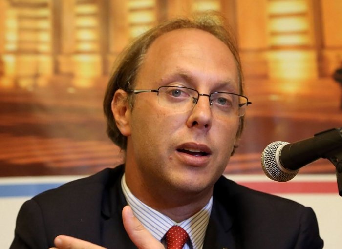 Saglione dijo que Santa Fe tiene una deuda insignificante