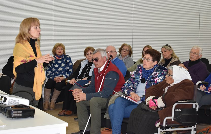 Los Adultos Mayores de Suardi participaron de una reunión provincial