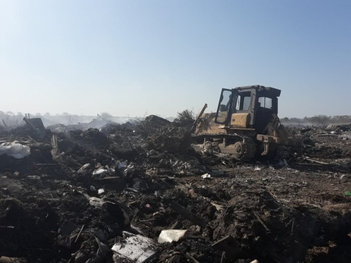 Trabajan en el saneamiento del basural de Sunchales