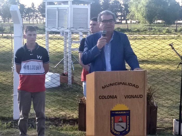 El Ministro Busso inauguró una estación meteorológica en Col. Vignaud