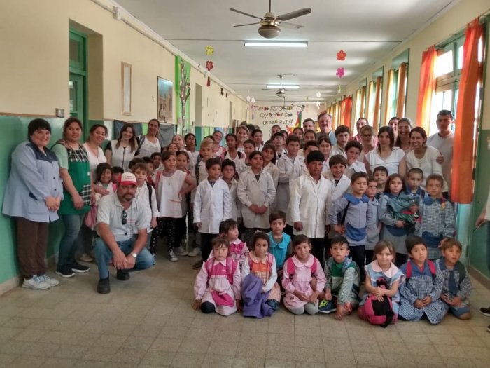 Michlig entregó aportes a instituciones de Monigotes y Palacios