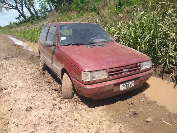 Encontraron en Suardi un auto robado en Morteros