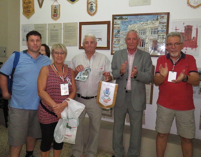 Delegación de Sant Albano Stura visitó Suardi