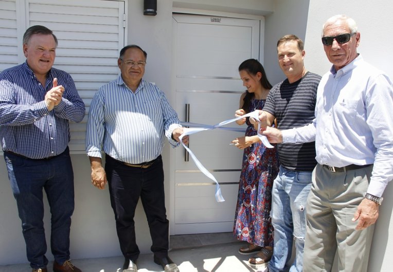 Entregaron tres viviendas Lote Propio en Suardi