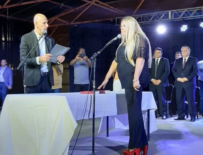 Alejandra Dupouy asumió la Intendencia de Ceres