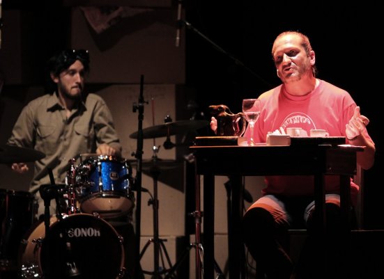 Sunchales: Darío Sztajnszrajber presenta “Desencajados: filosofía + música”