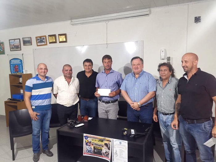 Michlig entregó aportes a instituciones de San Guillermo