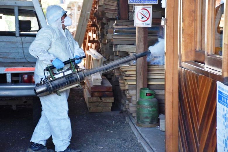 Alerta en Villa Trinidad por posibles casos de dengue 