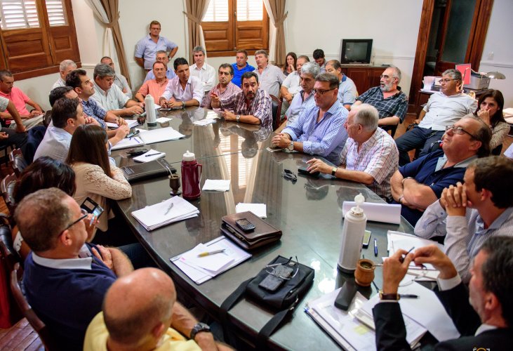 El miércoles 4 se reúne la paritaria municipal