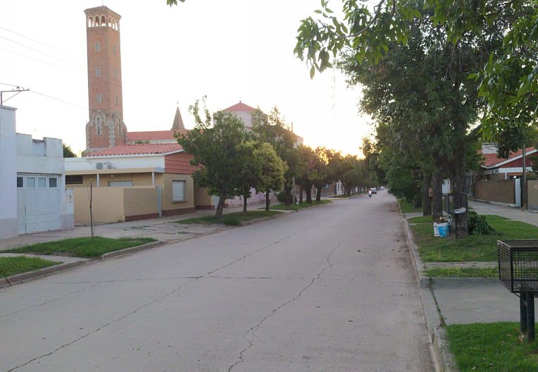 La Policía intervino en el cierre de negocios en Suardi