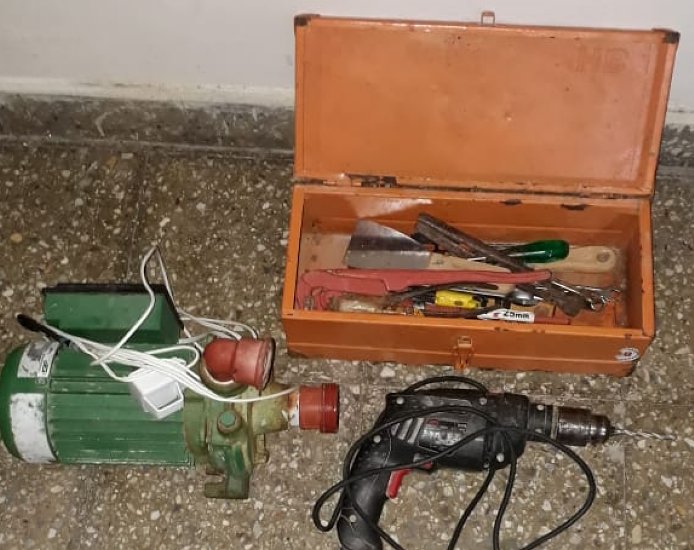 Morteros: Recuperan herramientas y una bomba centrífuga