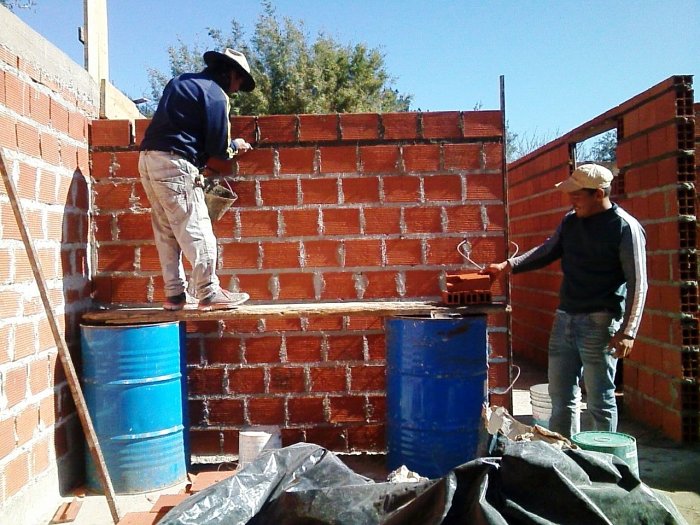 Suardi: El municipio entregó aportes a cuentapropistas