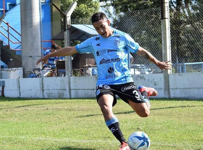 El fútbol de 9 de Morteros lanzó la campaña un 