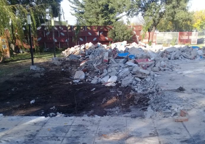 Sportivo Suardi comenzó la refuncionalización de los natatorios