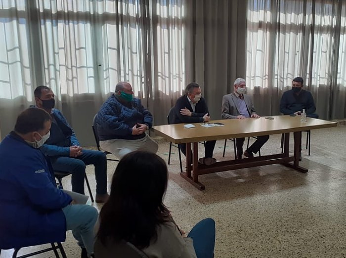 Michlig visitó Suardi y San Guillermo y anunció la colocación de luminaria Led