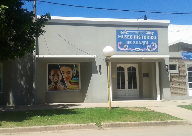 Santa Fe habilita museos, shoppings, bibliotecas y celebraciones religiosas