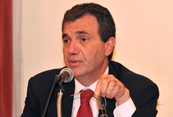 Causa Clemente: Zeverín volvió a pedir el juicio político en la Unicameral