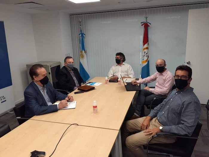 Michlig gestionó obras eléctricas para el departamento