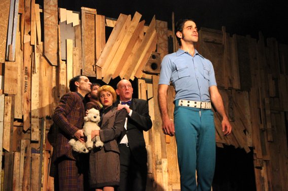 Festival de Teatro subsede Suardi: Se presentó Argentina Hurra!