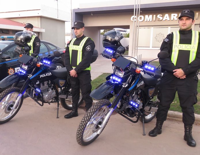 Policía de Suardi intervino en una juntada de jóvenes